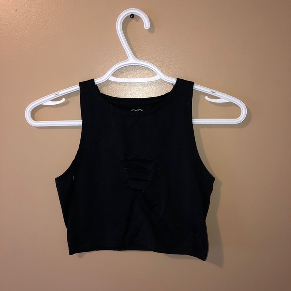 Black Ripped Work Out Crop Top - Picture 2 of 6